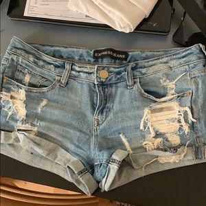 Express frayed jean shorts